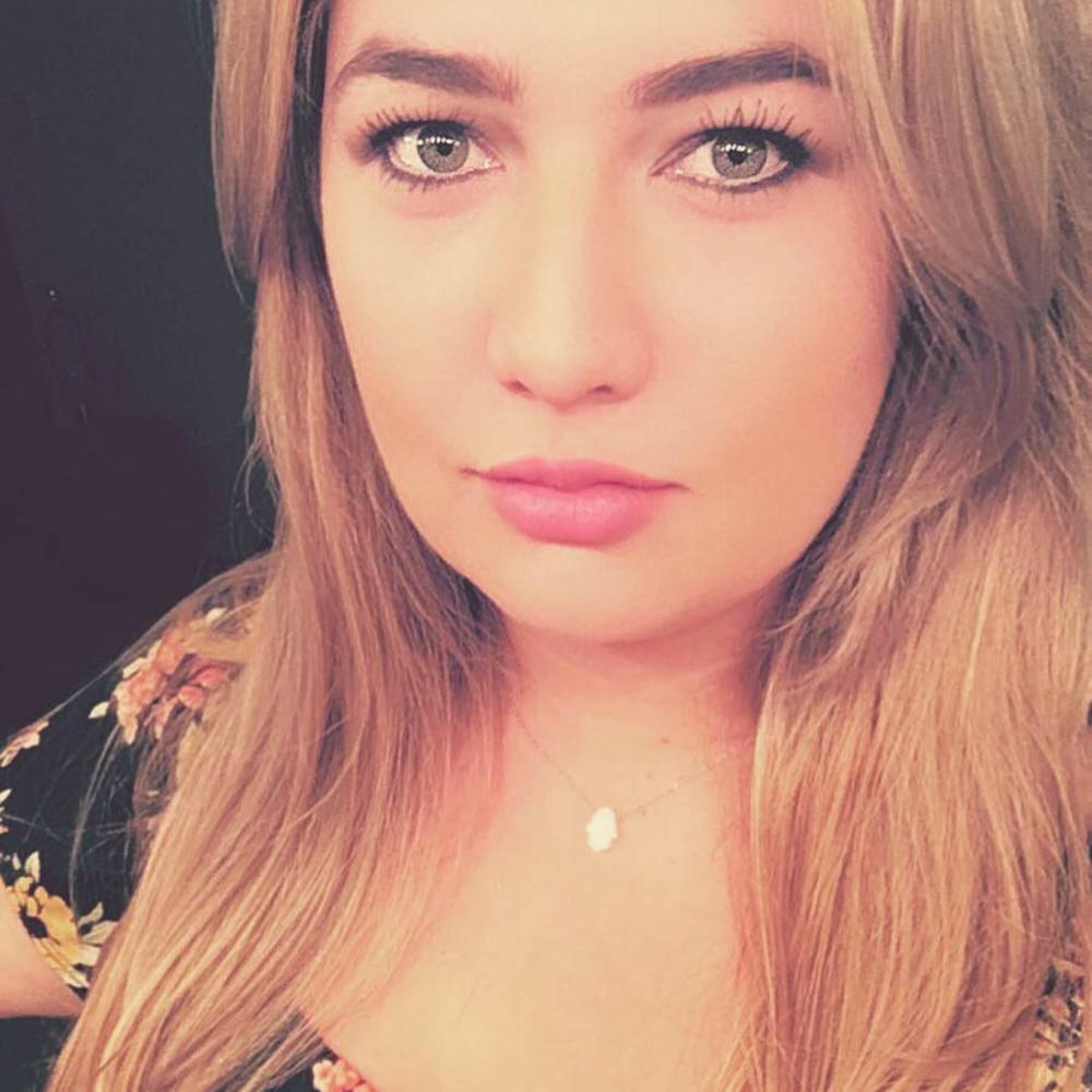 Meet your Posher, Lau